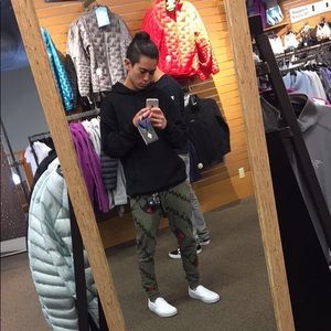 Meet your Posher, Tyler